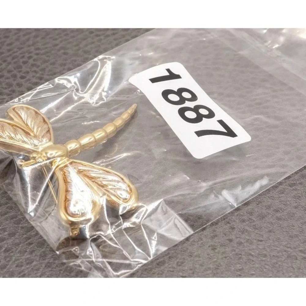 Vintage Dragonfly Brooch with Textured Wings Two Tone Gold Tone Silver Tone
